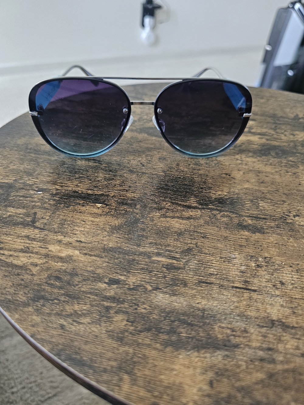 Jessica Simpson rimless aviator sunglasses
